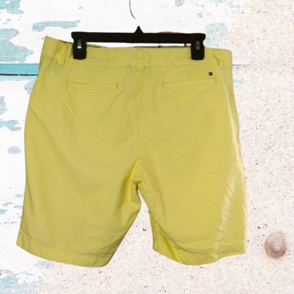 TOMMY HILFIGER WOMEN'S YELLOW SHORTS - Picture 4 of 6